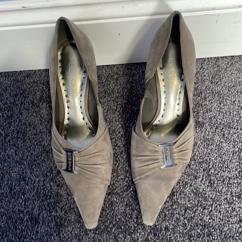 Gray pumps - Picture 5 of 5